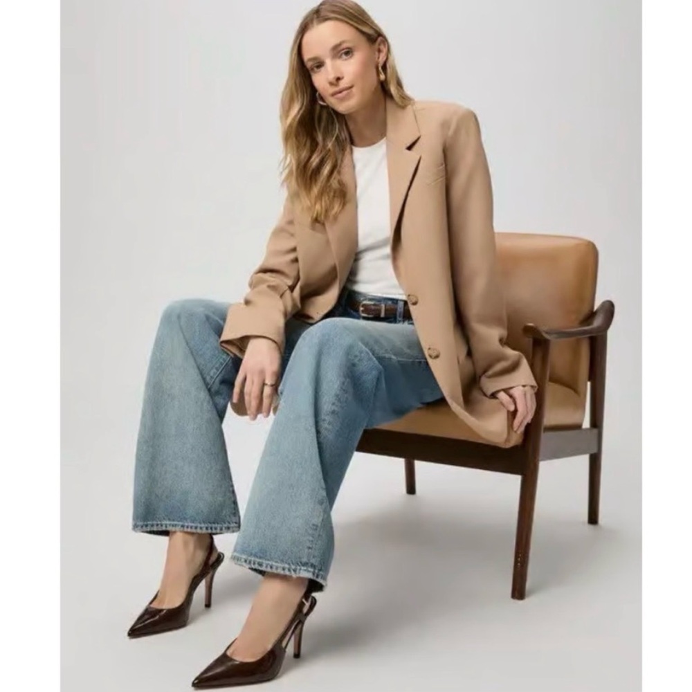 NWT PAIGE Women’s oversized  Camel/Tan Blazer with Notch Lapel